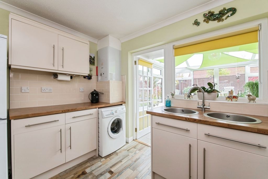 Property photo 2 of 21 Pbox-Img.Jpg