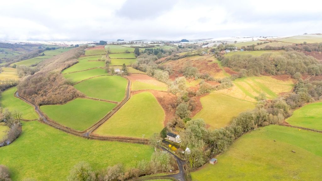 Property photo 2 of 29