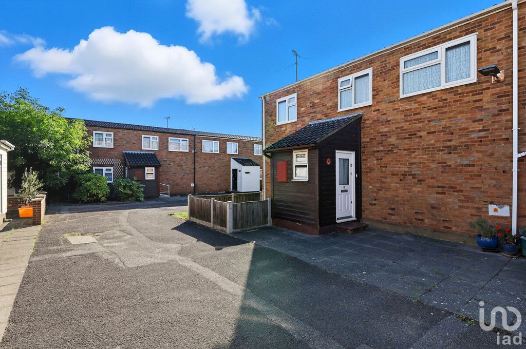 Property photo 1 of 29