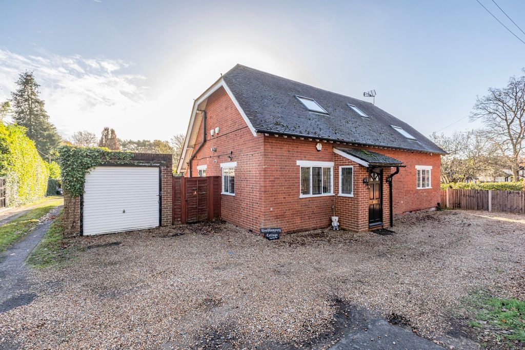 Property photo 1 of 27 Picture No. 52
