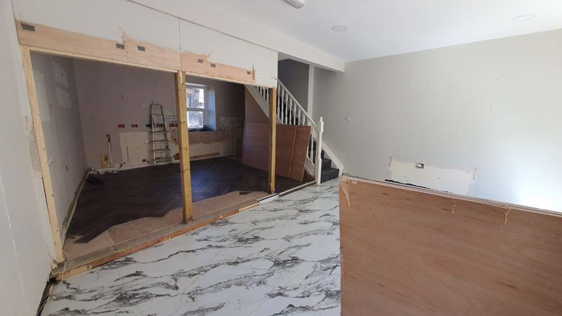 Property photo 2 of 8 Photo 9