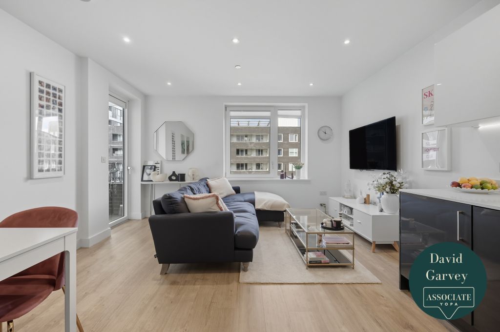 Property photo 1 of 13 Lounge/Diner/Kitchen