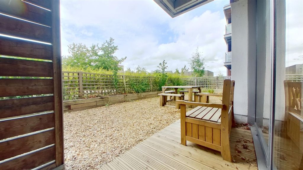 Property photo 2 of 17 56-Jade-House-07132023_165357.Jpg