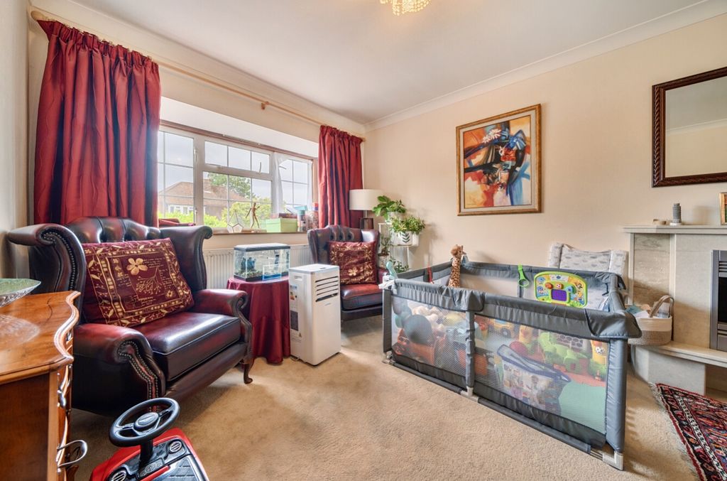 Property photo 3 of 14 1477401-12-6A2Bf07ba5B9E
