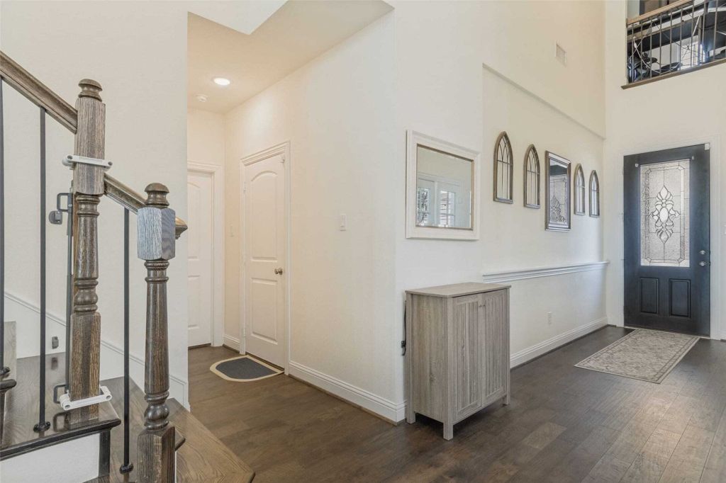 Property photo 3 of 24 <Alttext/>