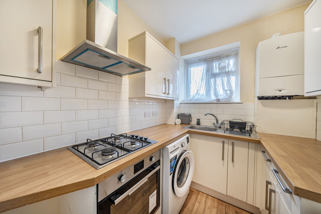 Property photo 2 of 13 1458983-12-6A0473...