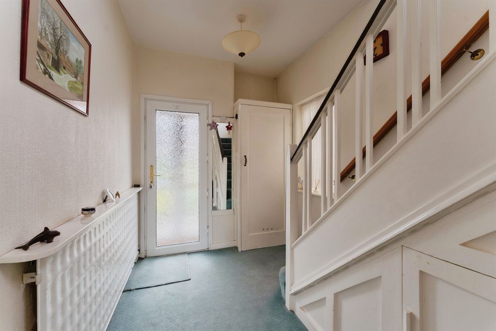 Property photo 3 of 20