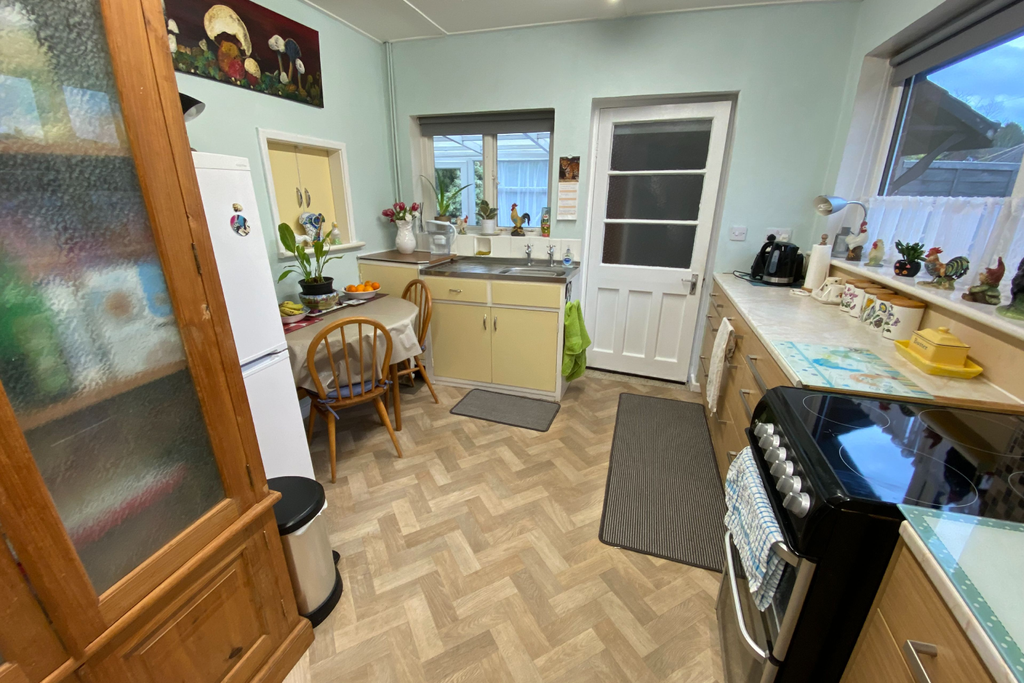 Property photo 3 of 19