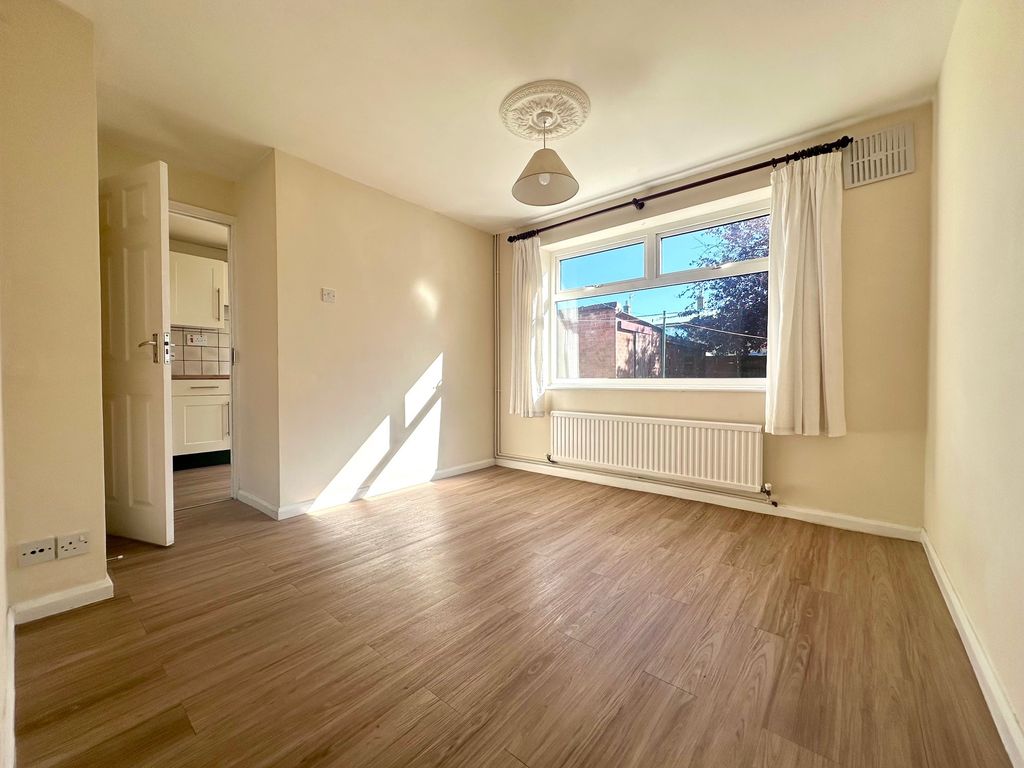 Property photo 1 of 7 View