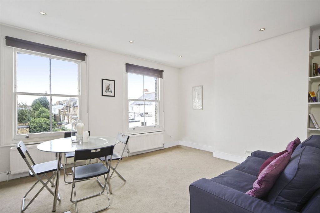 Property photo 2 of 10 Picture No. 06