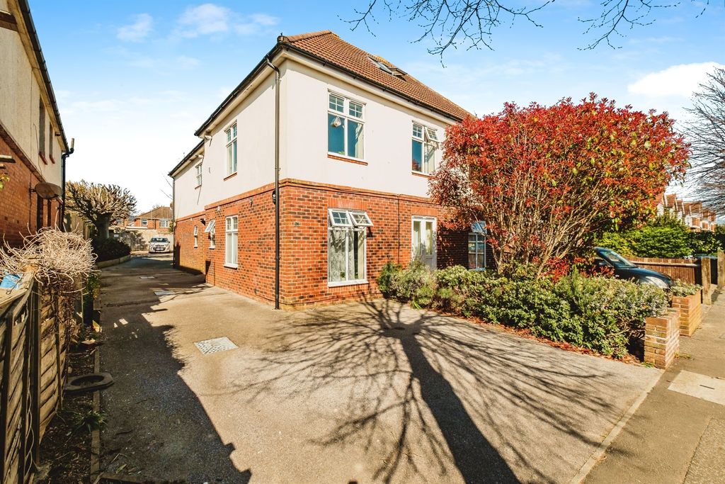 Property photo 1 of 19