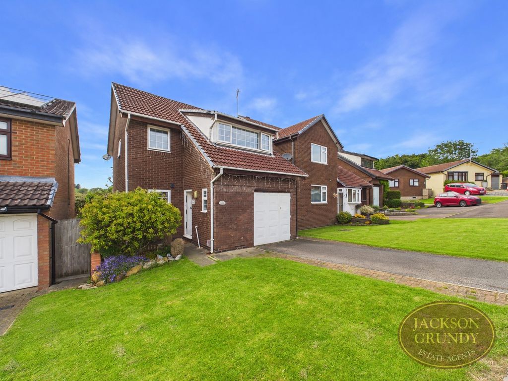 Property photo 1 of 13 Pembroke Way