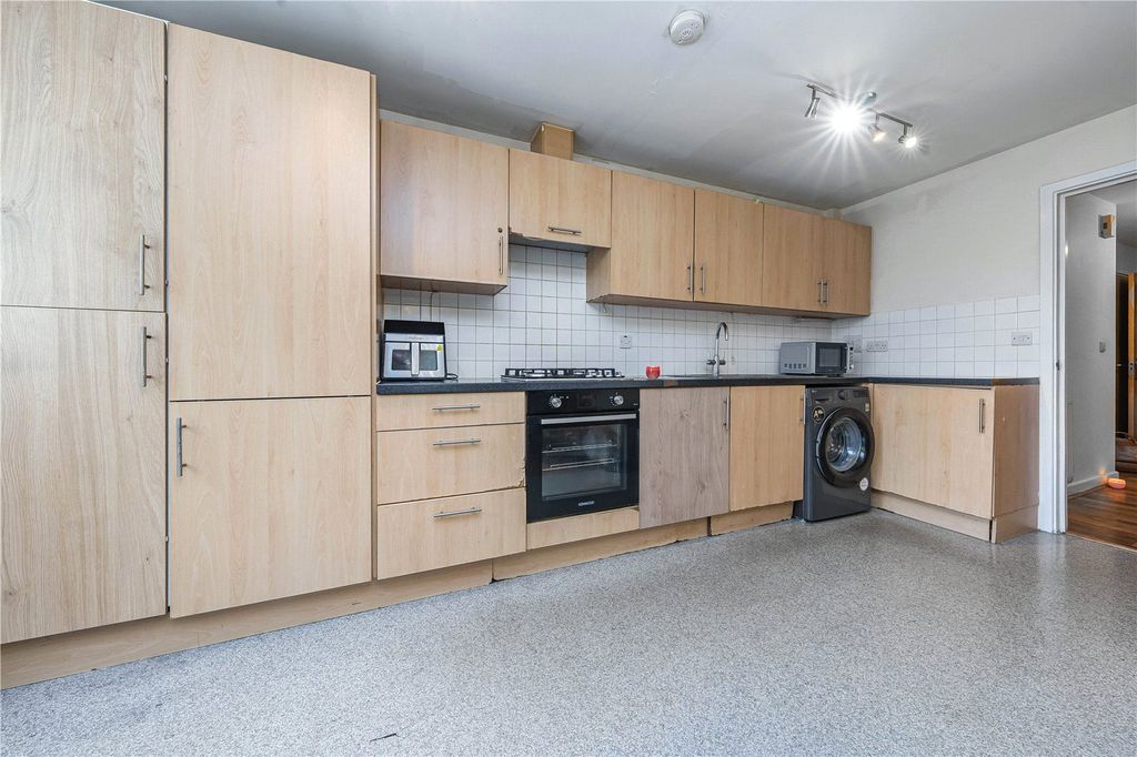 Property photo 3 of 11 Picture No. 02