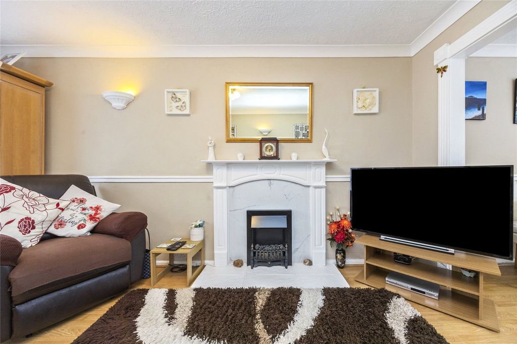 Property photo 3 of 14 Picture No. 02