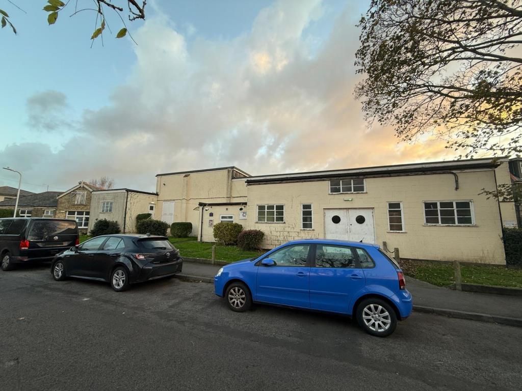 Property photo 1 of 11 The Memorial Hall