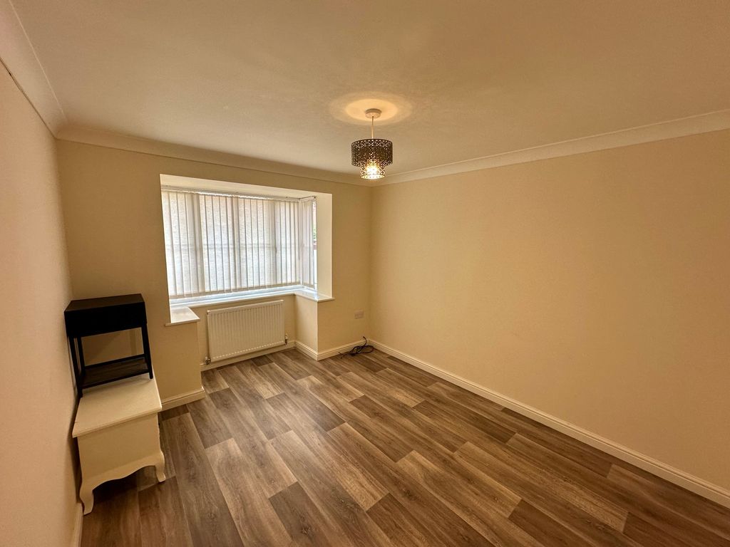 Additional image 7 of 4 bed detached house to rentBramble Walk, Red Lodge, Bury St. Edmunds IP28