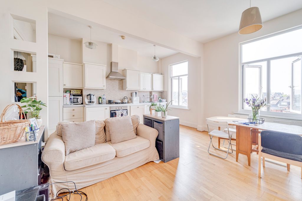 Property photo 1 of 15 Ndb04927_Enfused