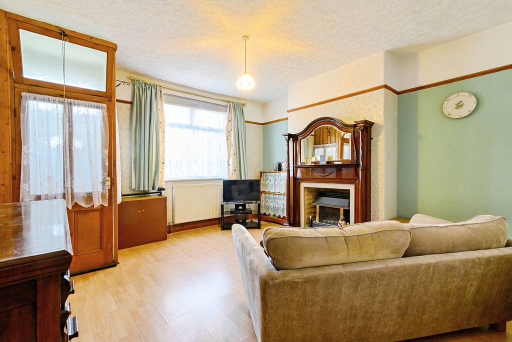 Property photo 2 of 8 Living Room