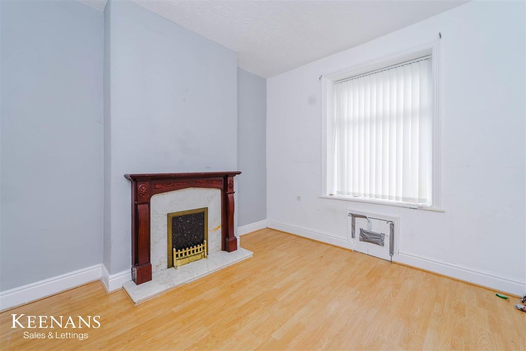 Property photo 2 of 17 2.Jpg