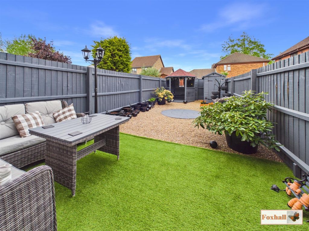 Property photo 2 of 17 Rear Garden
