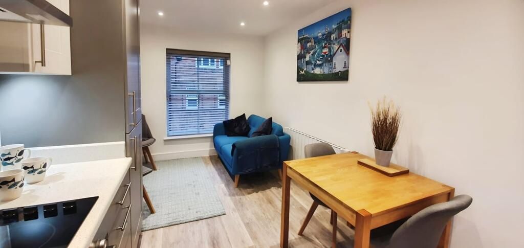 Property photo 2 of 8