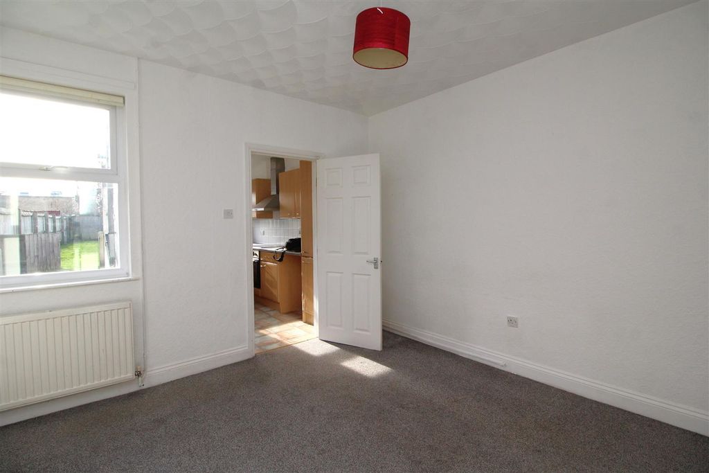 Property photo 3 of 10 Dining Room .Jpg