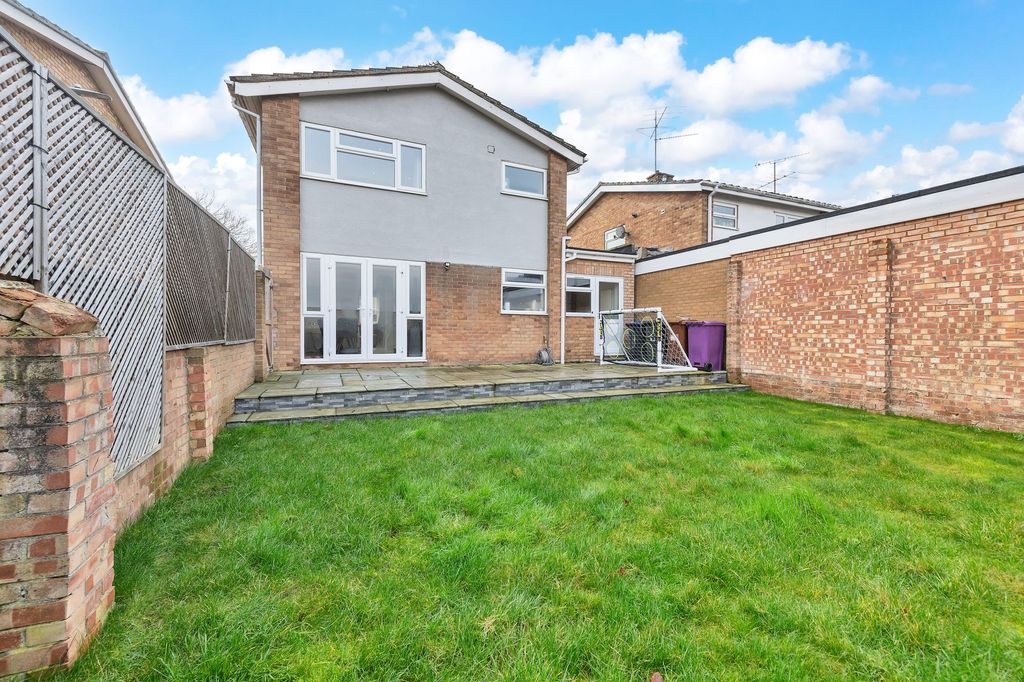 Property photo 2 of 15