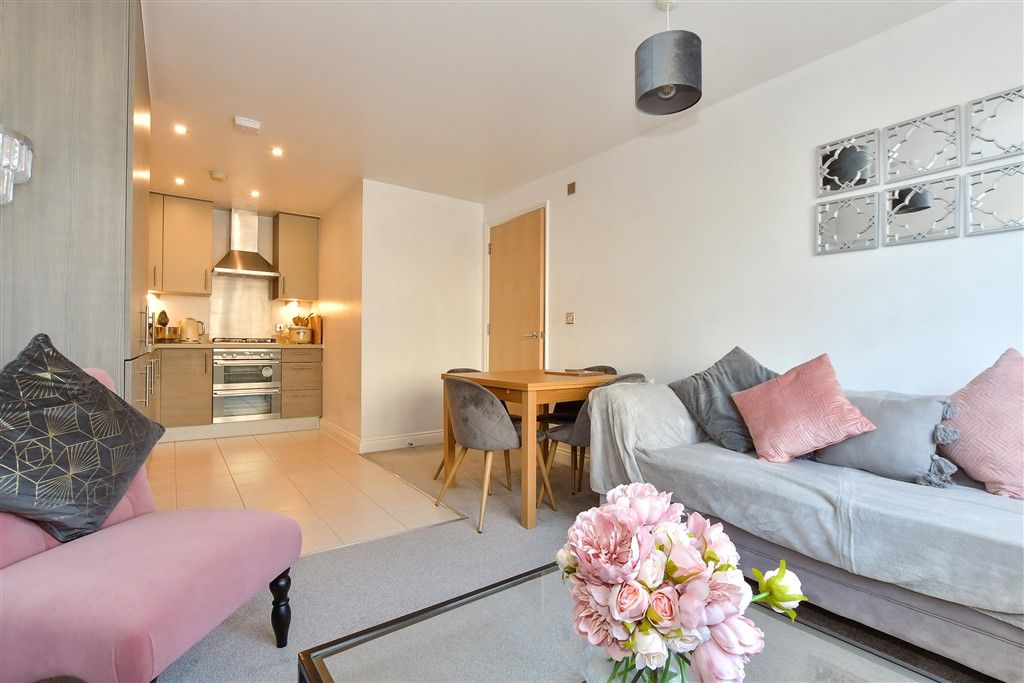 Property photo 1 of 7 Living Area