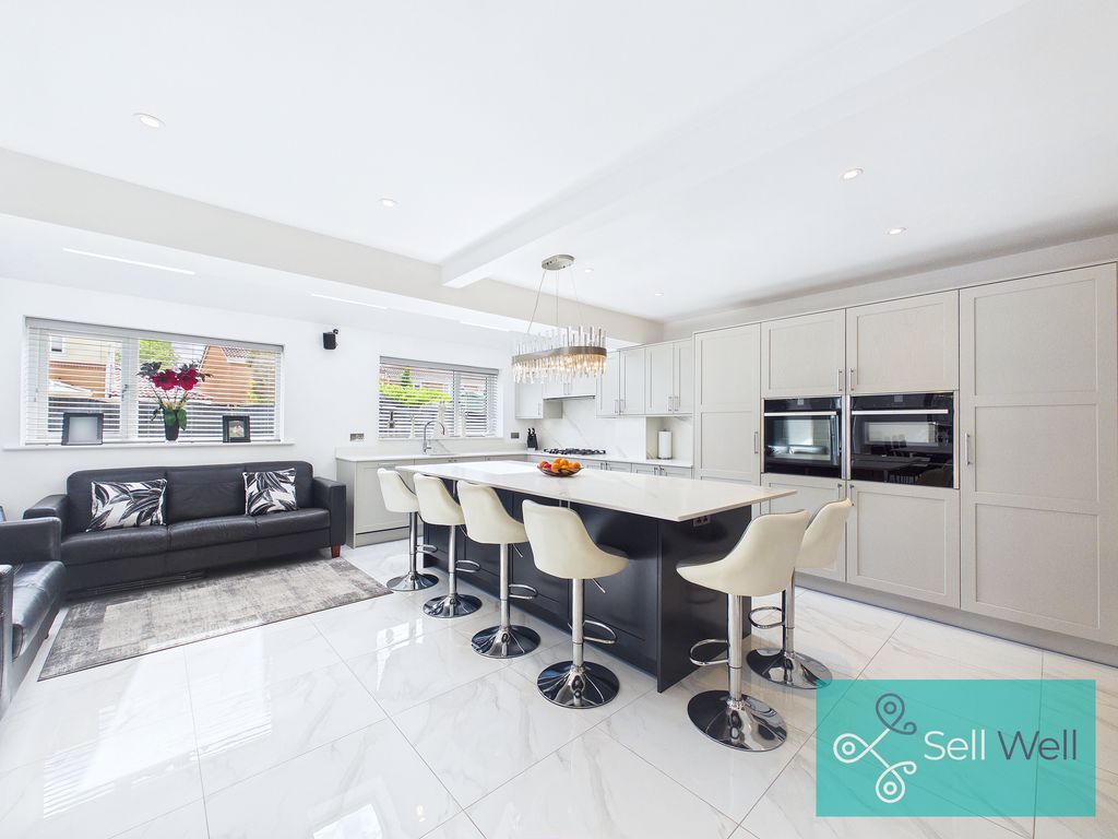 Property photo 3 of 37 Open Plan Living Area