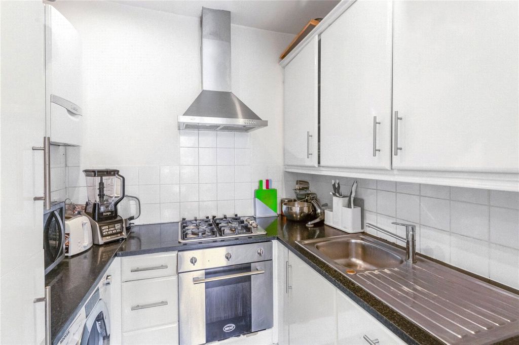 Property photo 3 of 9 Picture No. 06