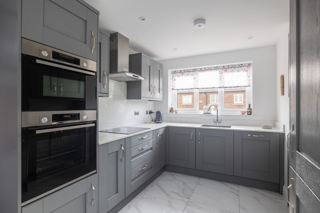 Property photo 3 of 21 Photo 3