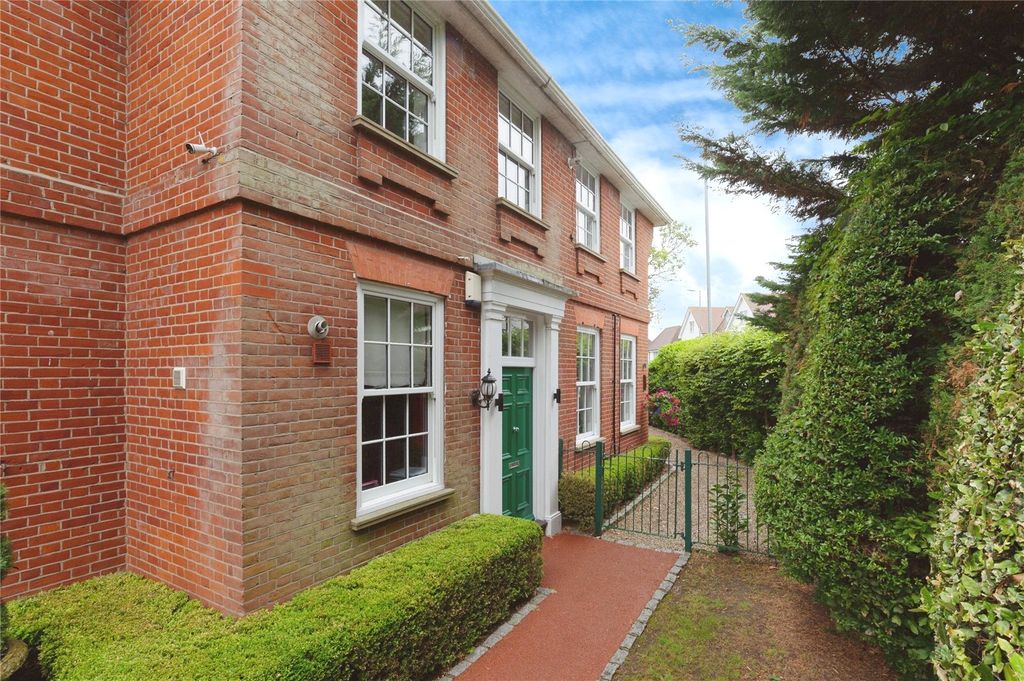 Property photo 1 of 34 Picture No. 27