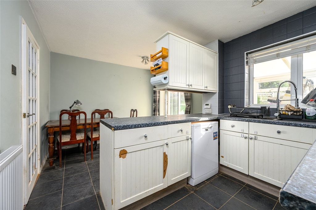 Property photo 2 of 25 Picture No. 26