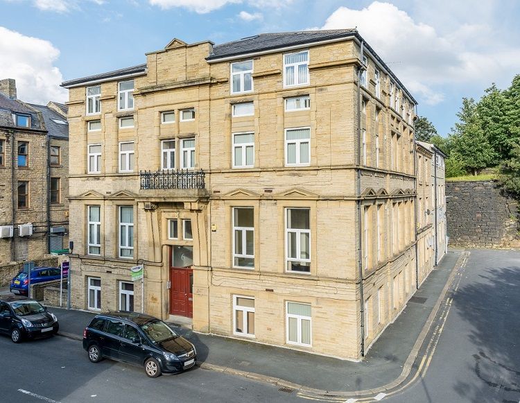 Property photo 2 of 7