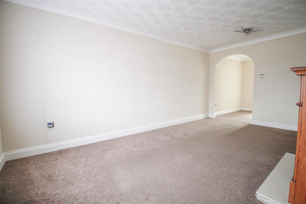 Property photo 3 of 13 Img_1417.Jpg