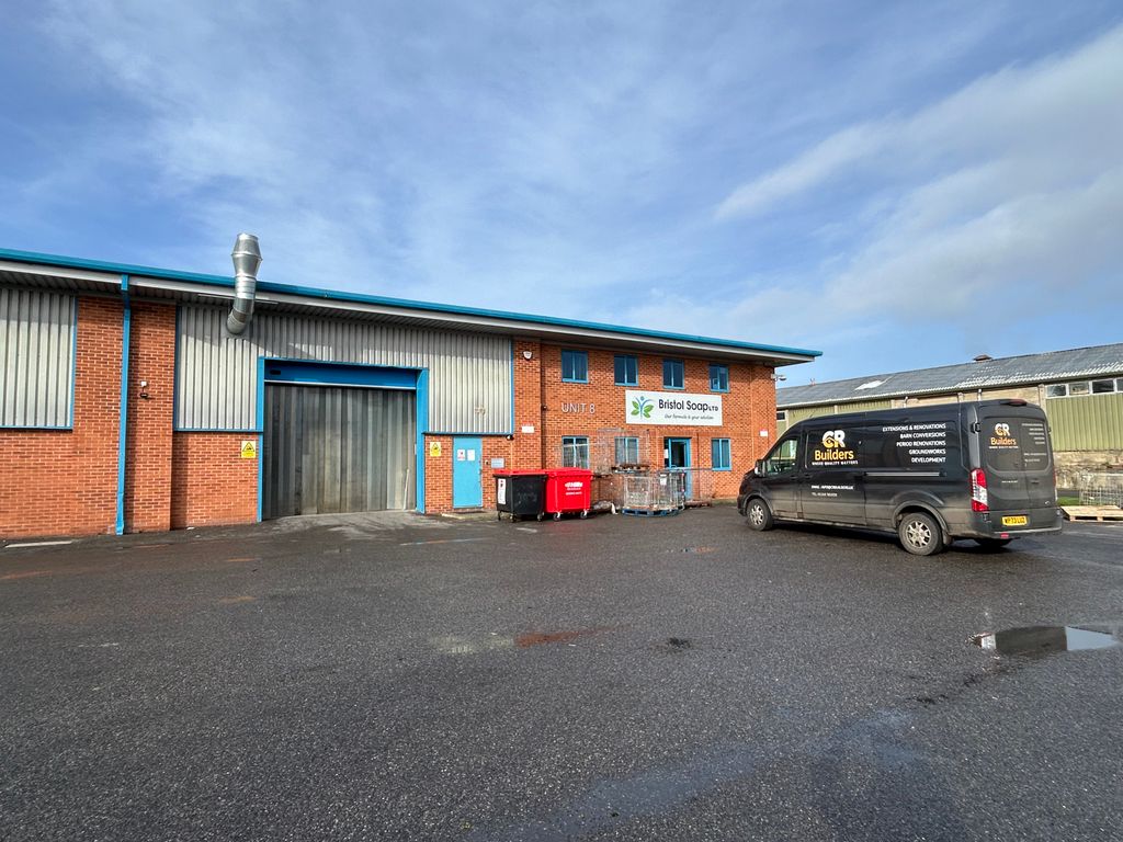 Property photo 1 of 6