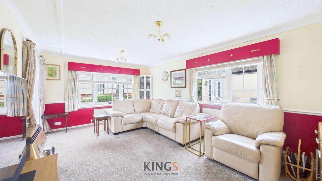 Property photo 2 of 16 Living Room