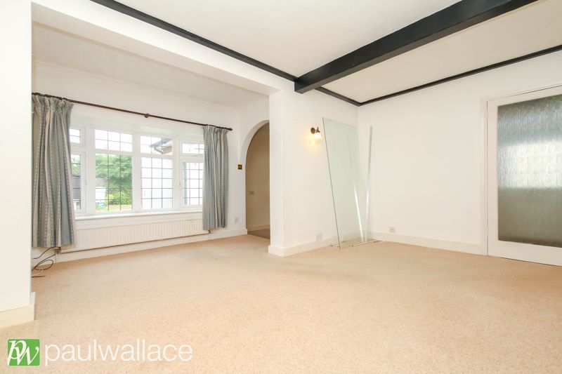 Property photo 2 of 15 Lounge