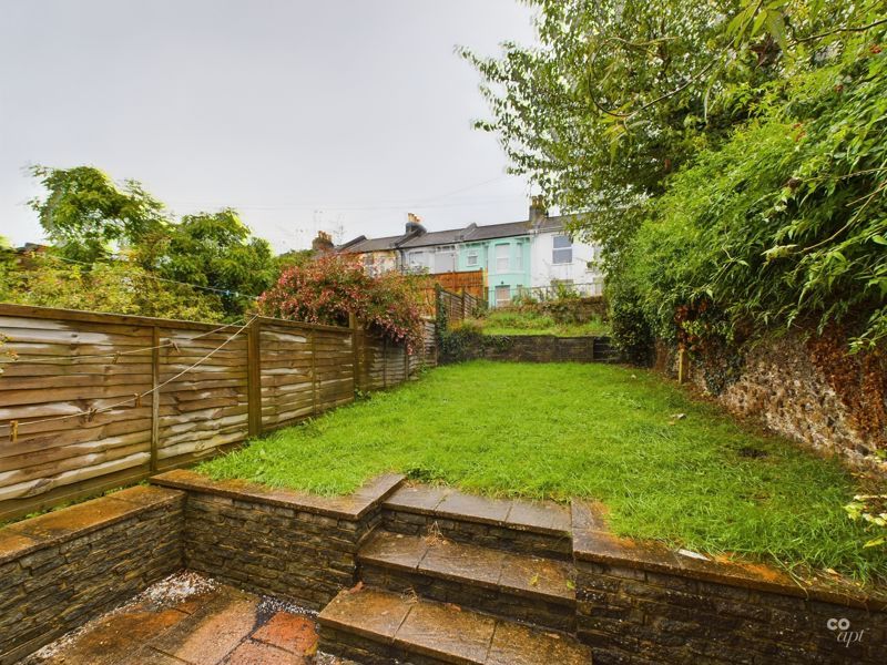 Property photo 3 of 15 Garden