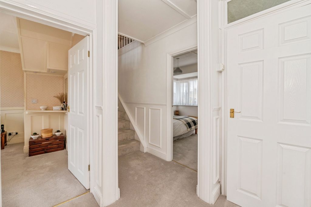 Property photo 3 of 20 Pbox-Img.Jpg