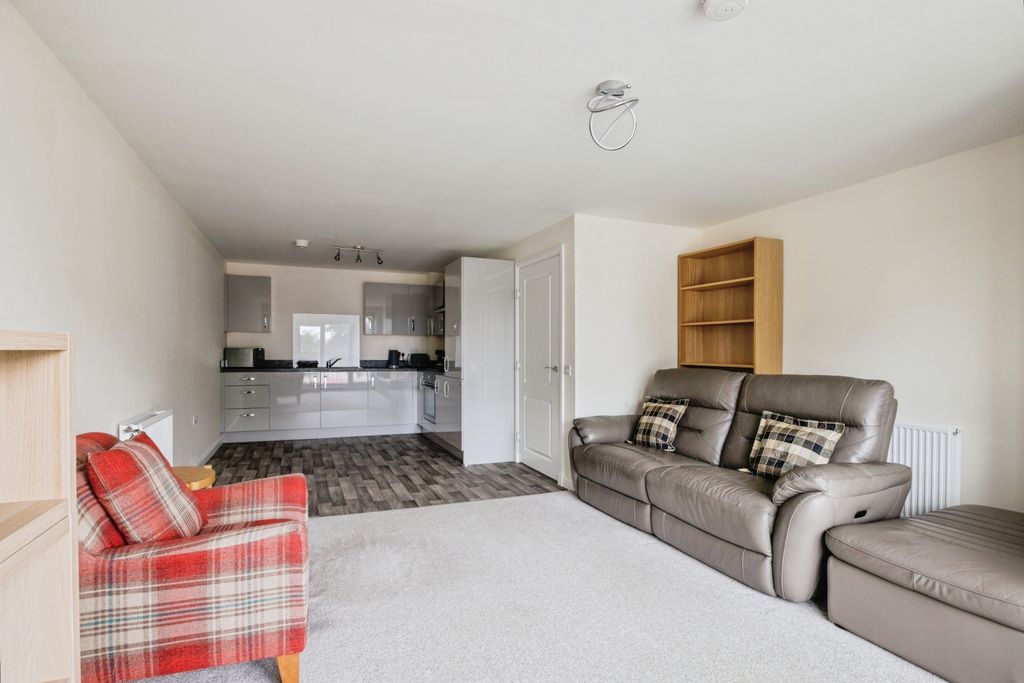 Property photo 2 of 14 Open Plan Living