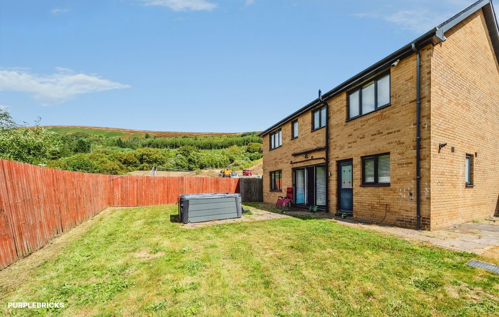 Property photo 2 of 57