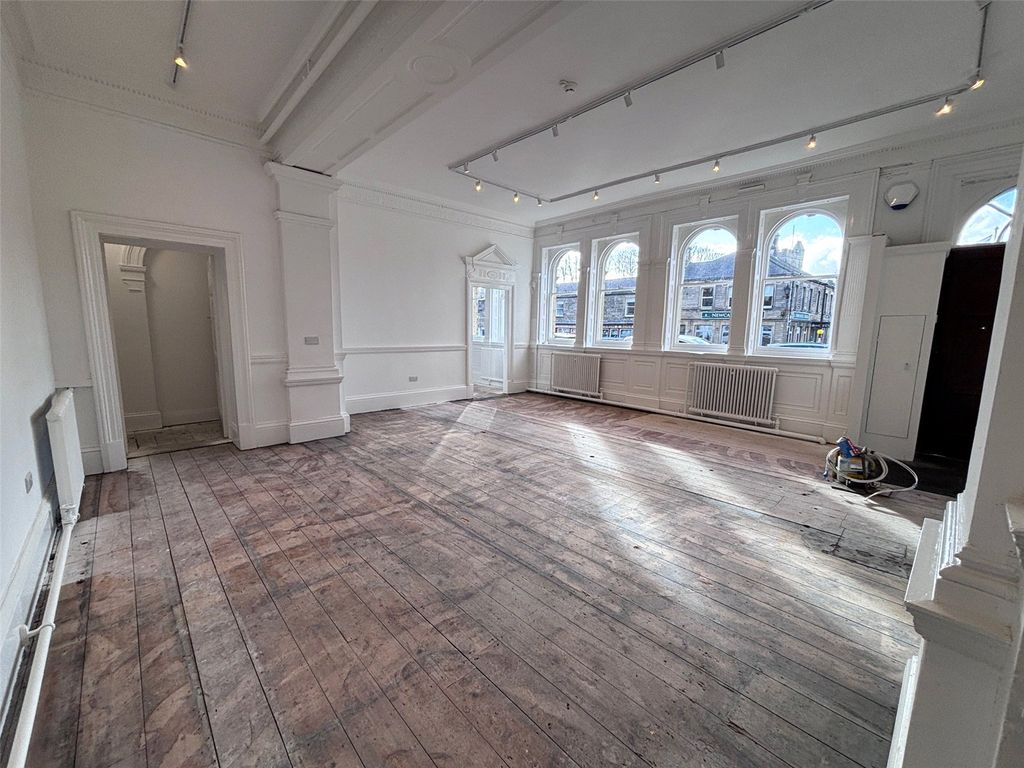 Property photo 3 of 10 Picture No. 04