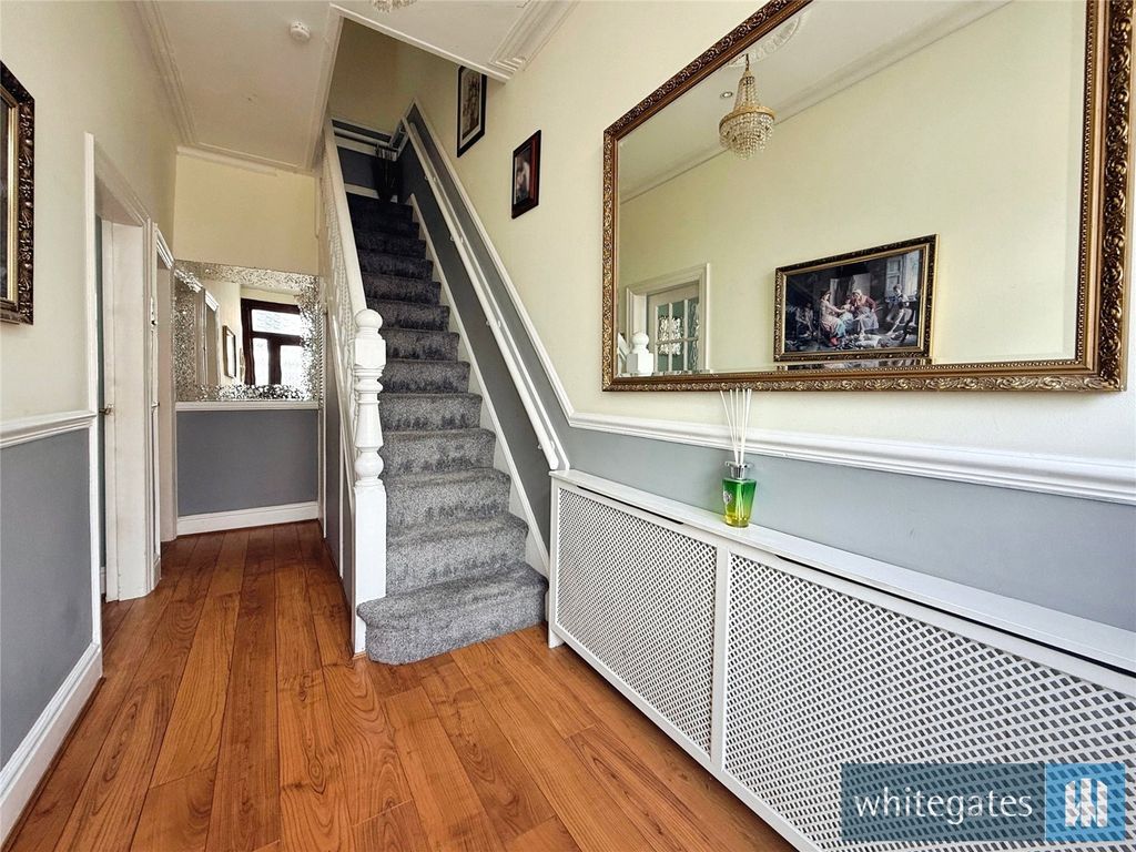 Property photo 3 of 25 Picture No. 17