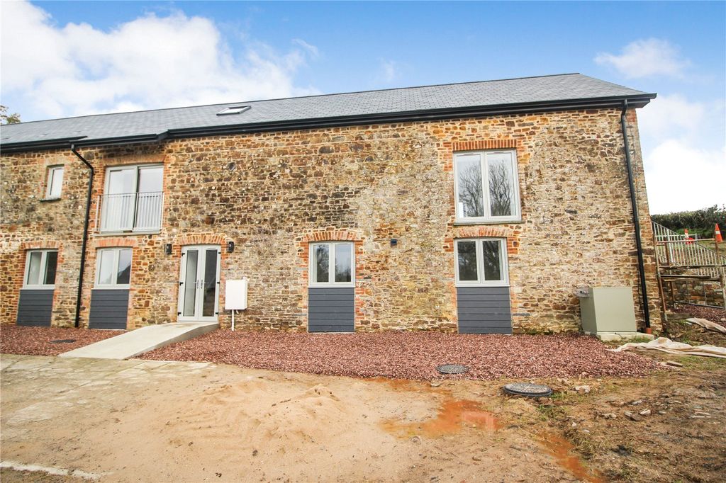 Property photo 1 of 21 Picture No. 18