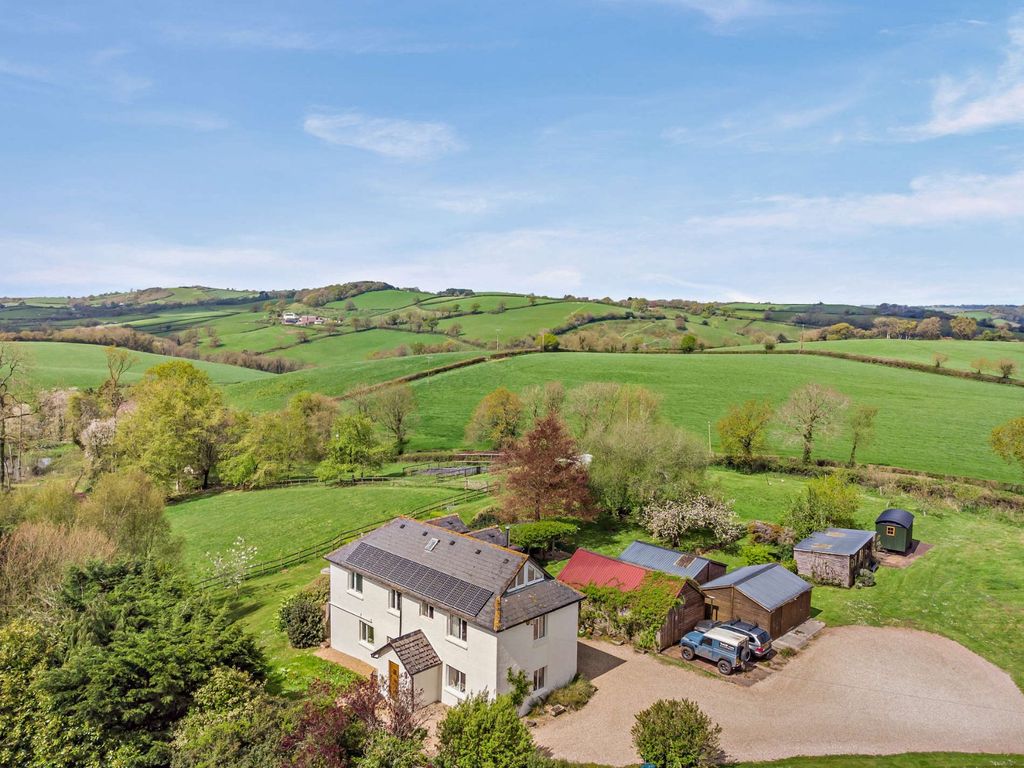 Property photo 1 of 21 Bickleigh Crest