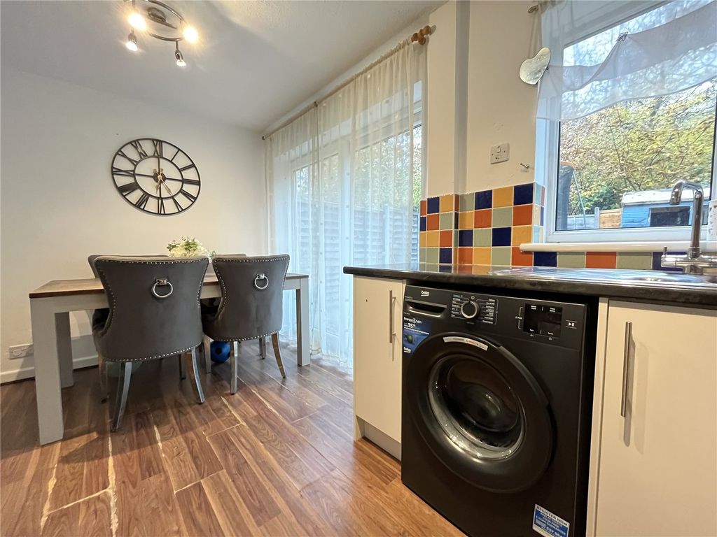 Property photo 3 of 11 Picture No. 06