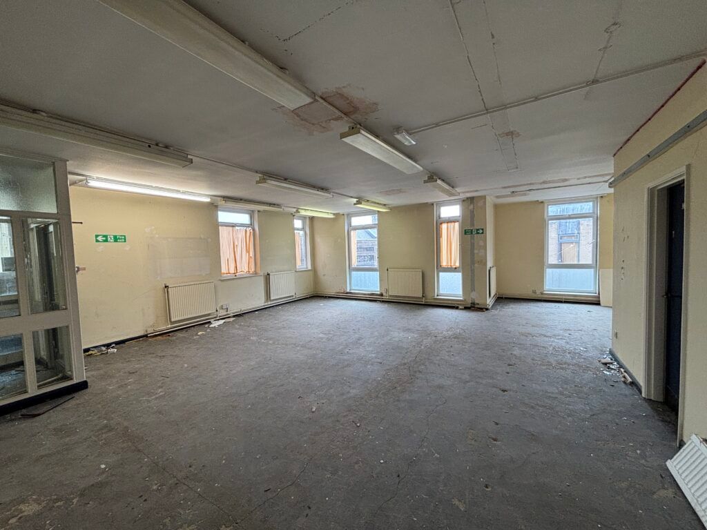 Property photo 2 of 5