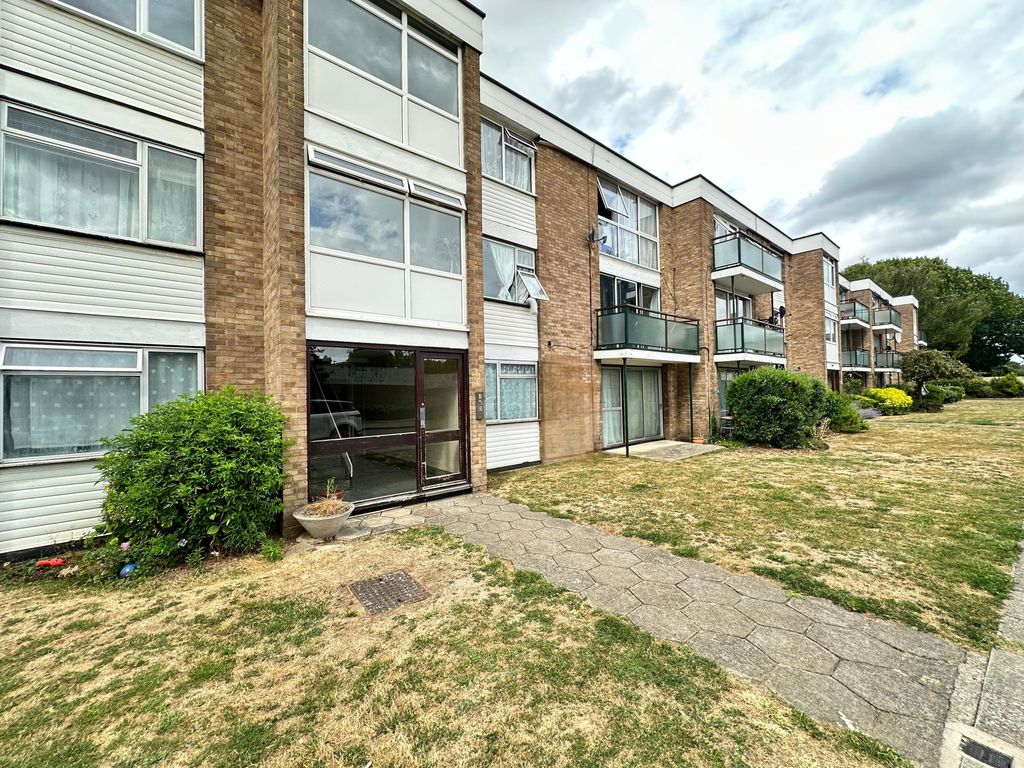 Property photo 1 of 25