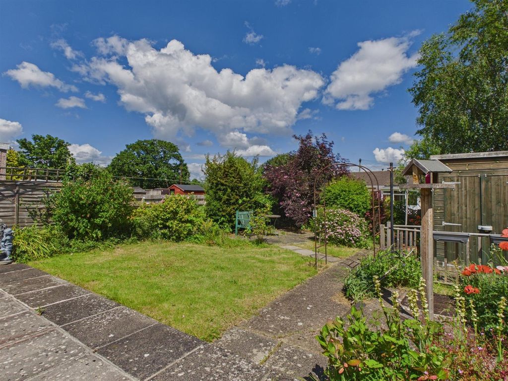 Property photo 3 of 20 Cam03972G0-Pr0390-Still004.Jpg